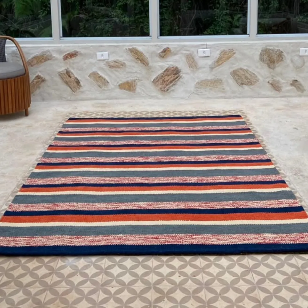 Tapete 100% Chenille Listrado 1,50 m x 2,00 m em vista principal